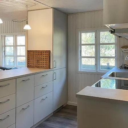 Holiday home Froidal